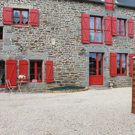 3 Bedroom In Pleudihen Sur Rance Mordreuc