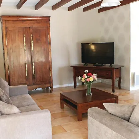 3 Bedroom In Pleudihen Sur Rance *